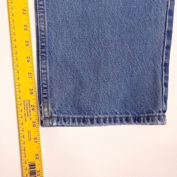 L.L. Bean Classic Fit Jeans Mens 42x30 Blue Light Wash Outdoors 12.5" Rise - Picture 5 of 7